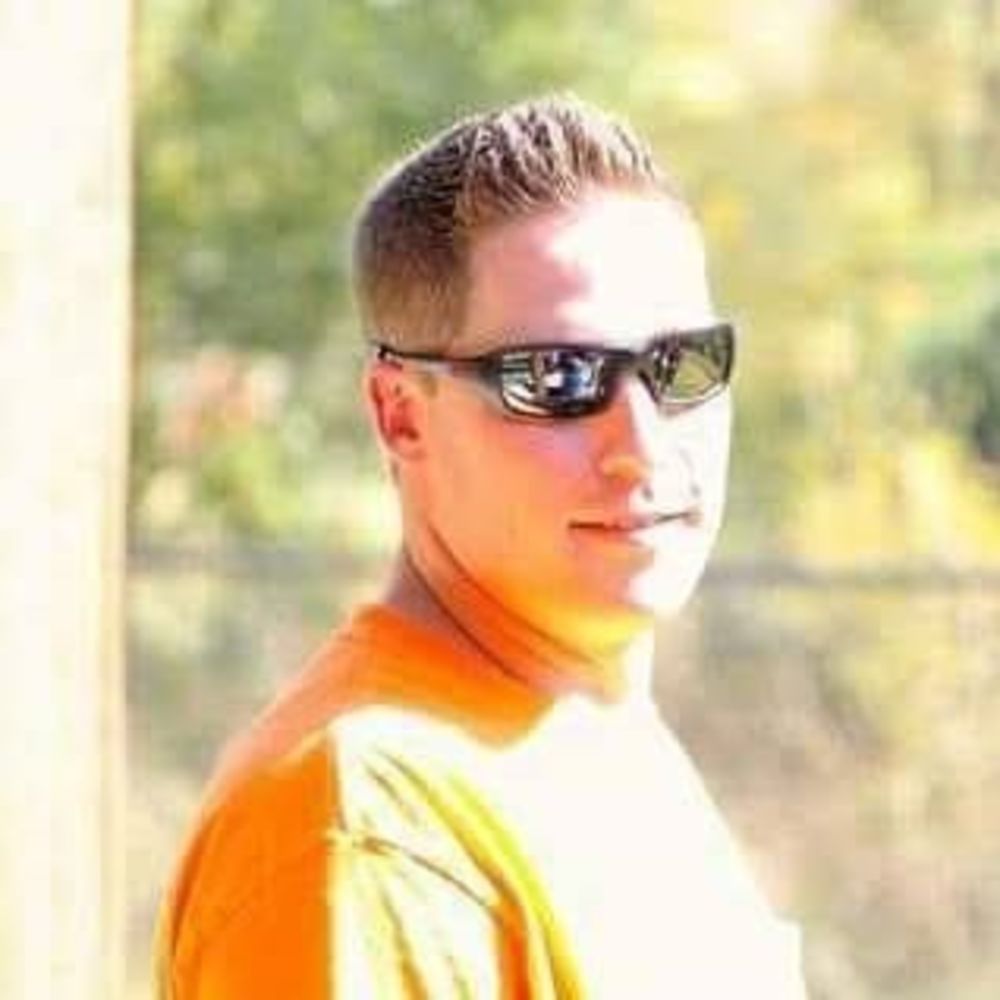 Meet your Posher, Eric